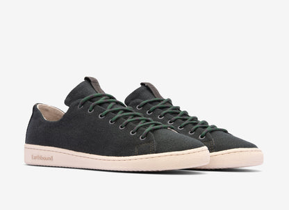 LESHY Thuja | Nachhaltige Sneakers | Standardansicht mit runden Schuhbändern